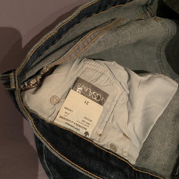 Yoga Jeans, mid-rise, ripped - Picture 3 of 3